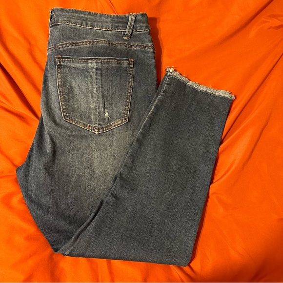 Democracy Distressed Jeans - Picture 4 of 13